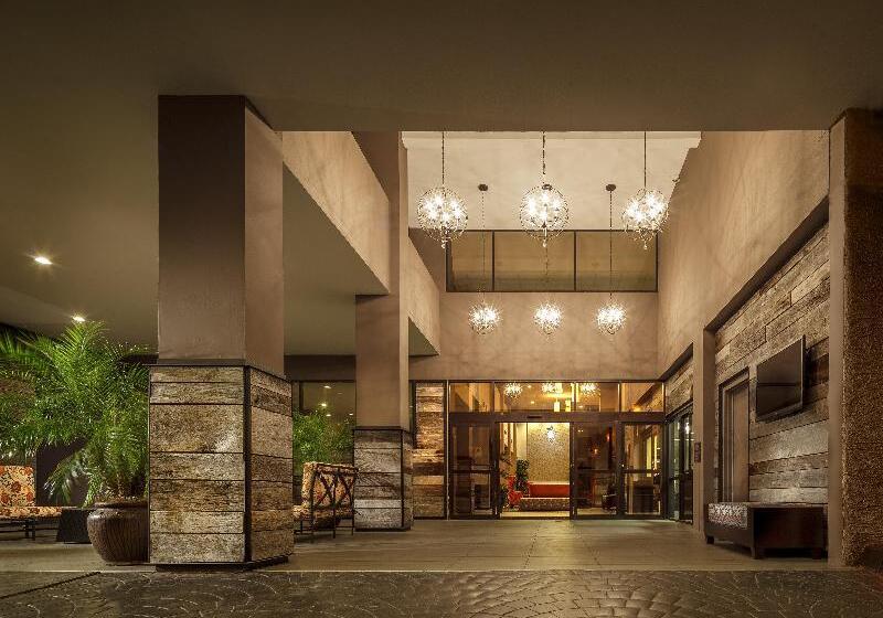هتل Crowne Plaza Phoenix Airport   Phx, An Ihg