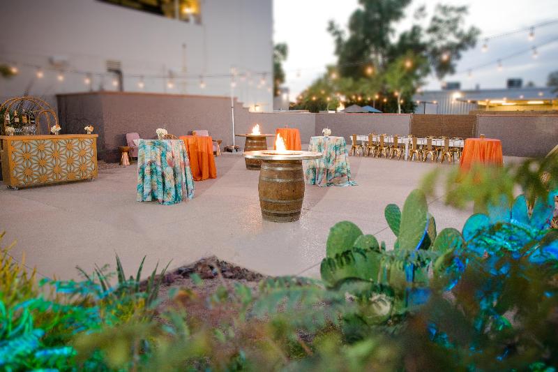 هتل Crowne Plaza Phoenix Airport   Phx, An Ihg