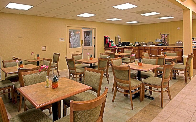 ホテル Days Inn Blacksburg Conference Center
