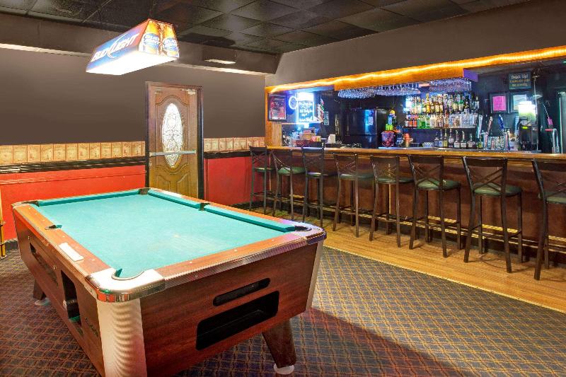 호텔 Days Inn By Wyndham Forrest City