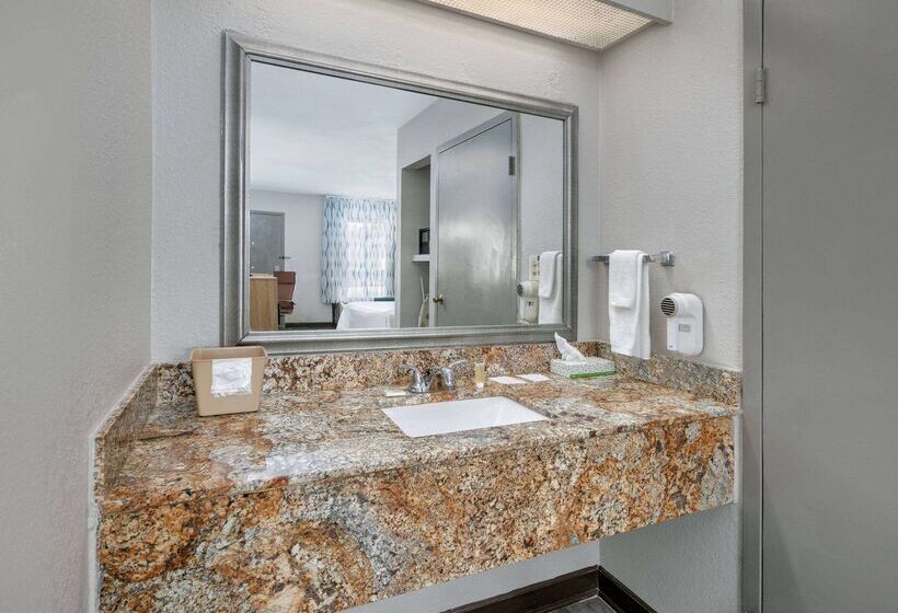 فندق Days Inn By Wyndham Greenville Ms