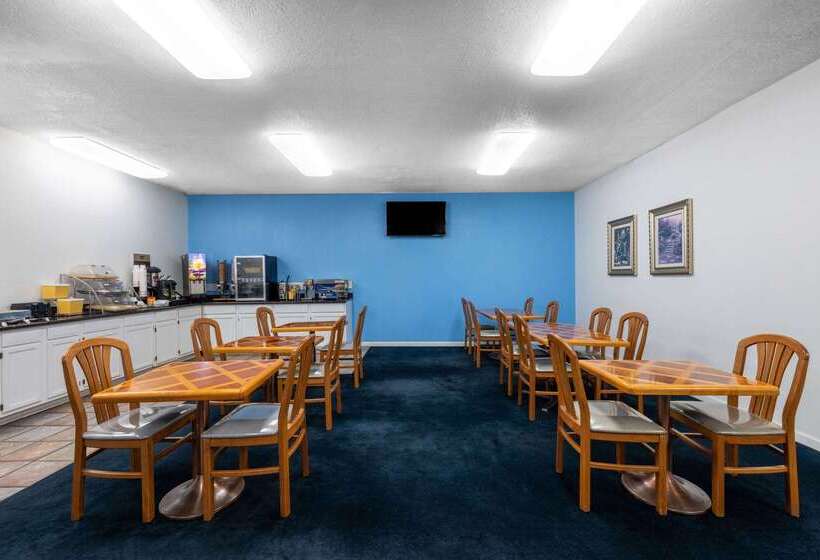 هتل Days Inn By Wyndham Roswell