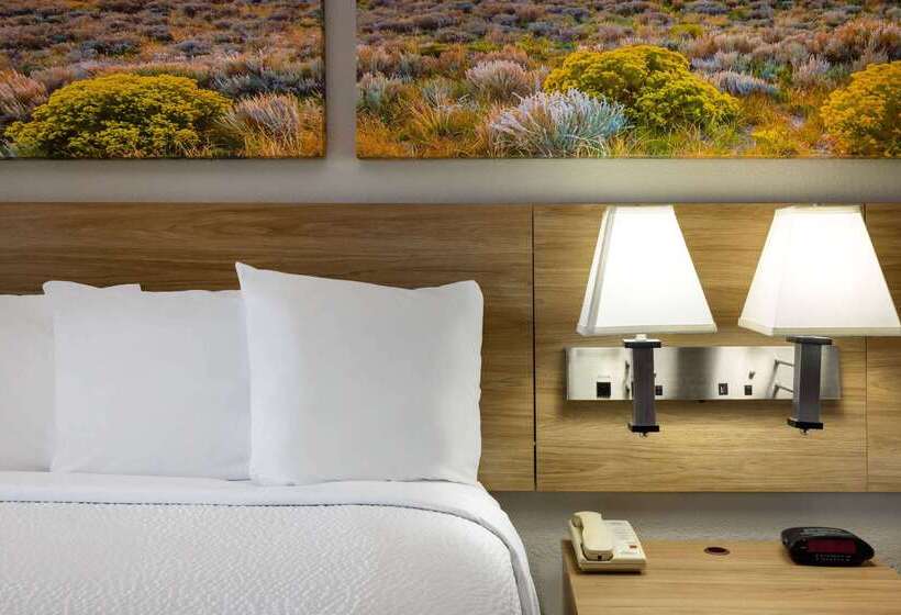 호텔 Days Inn By Wyndham Roswell