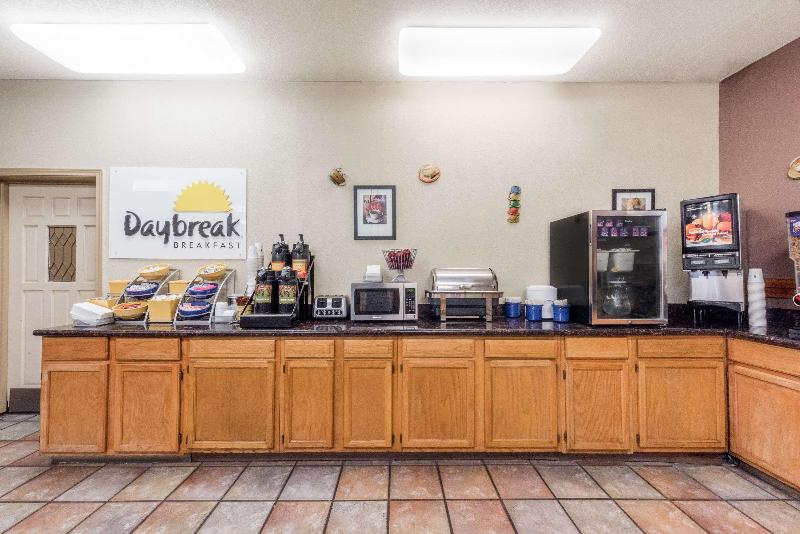 هتل Days Inn By Wyndham Roswell