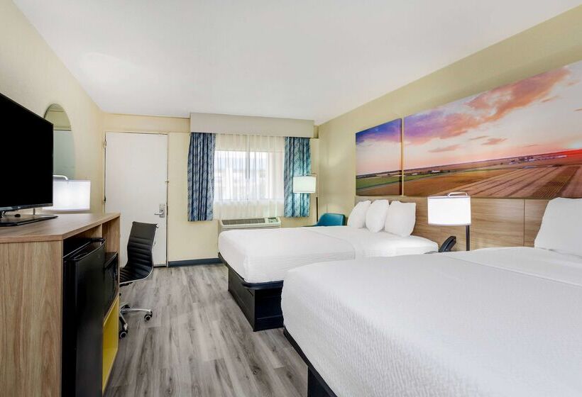 فندق Days Inn & Suites By Wyndham Clovis