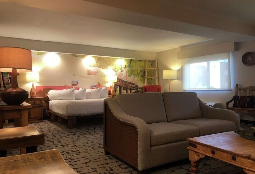 هتل Don Fernando De Taos, Tapestry Collection By Hilton