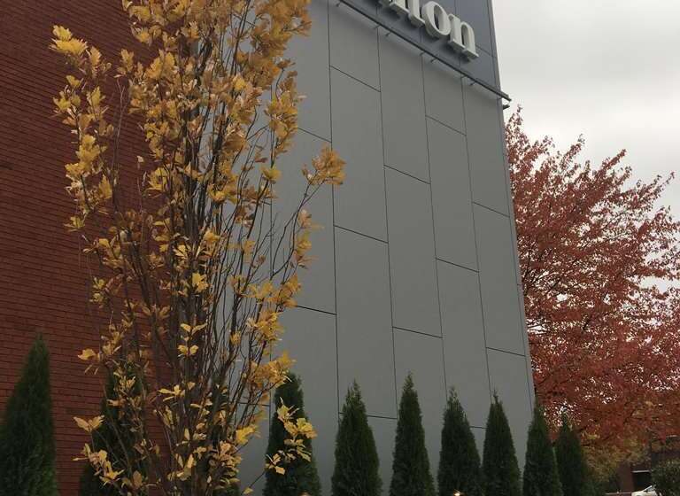 هتل Doubletree By Hilton Akron Fairlawn