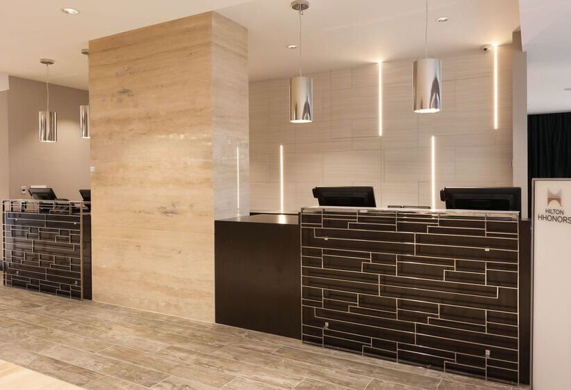Doubletree By Hilton Hotel & Suites Houston By The Galleria