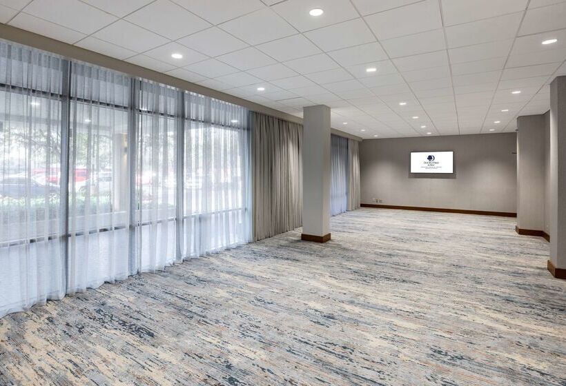 Doubletree By Hilton Houston Medical Center Hotel & Suites