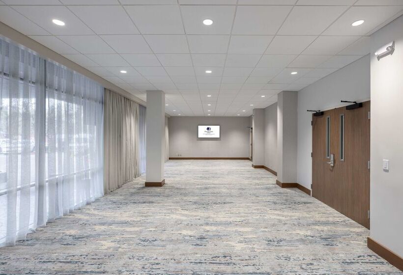 Doubletree By Hilton Houston Medical Center Hotel & Suites
