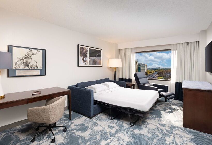 Doubletree By Hilton Houston Medical Center Hotel & Suites