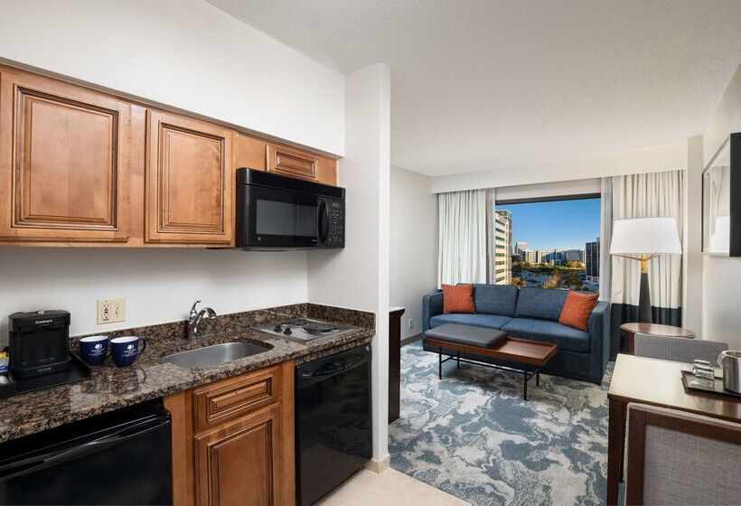 Doubletree By Hilton Houston Medical Center Hotel & Suites