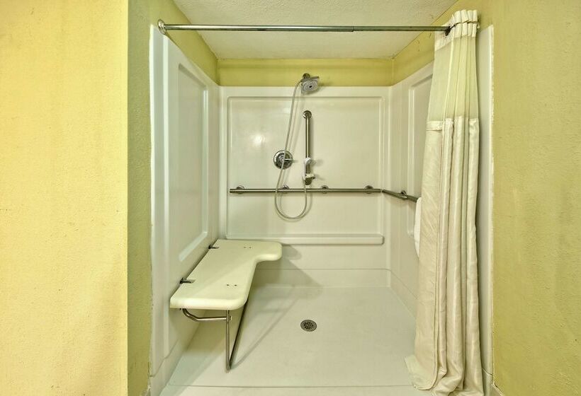 Doubletree By Hilton Hotel Johnson City