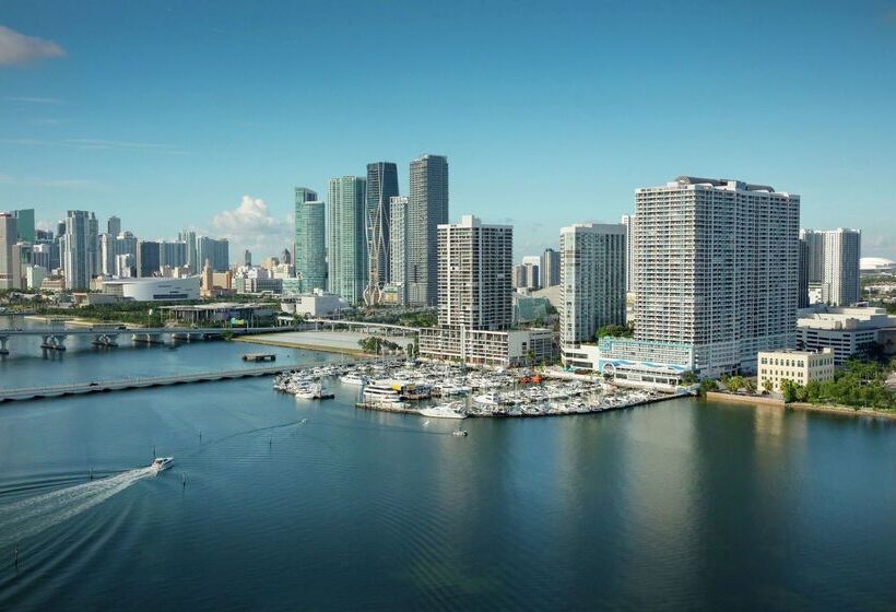 Fotos del hotel Doubletree By Hilton Grand Hotel Biscayne Bay:  51