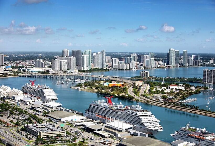 Fotos del hotel Doubletree By Hilton Grand Hotel Biscayne Bay:  49