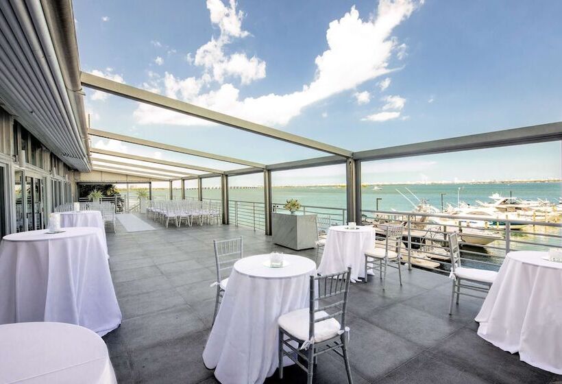 Fotos del hotel Doubletree By Hilton Grand Hotel Biscayne Bay:  59