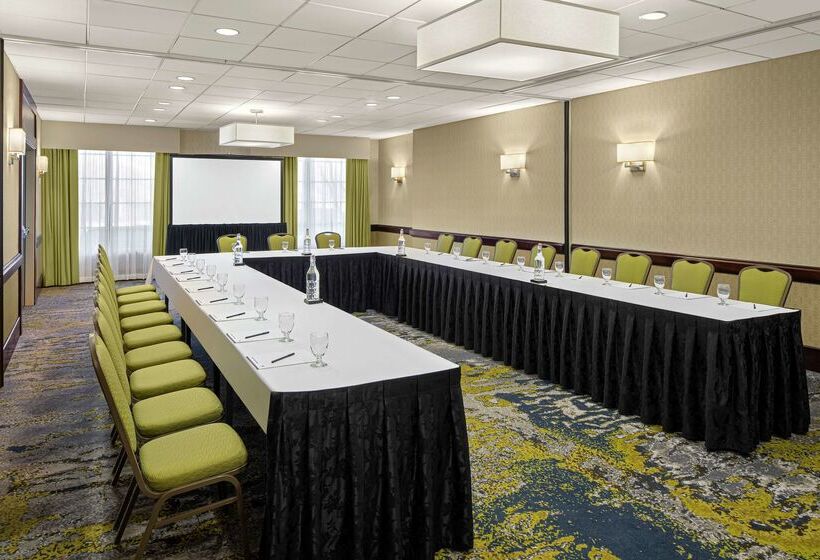 호텔 Doubletree Suites By Hilton Charlotte Southpark