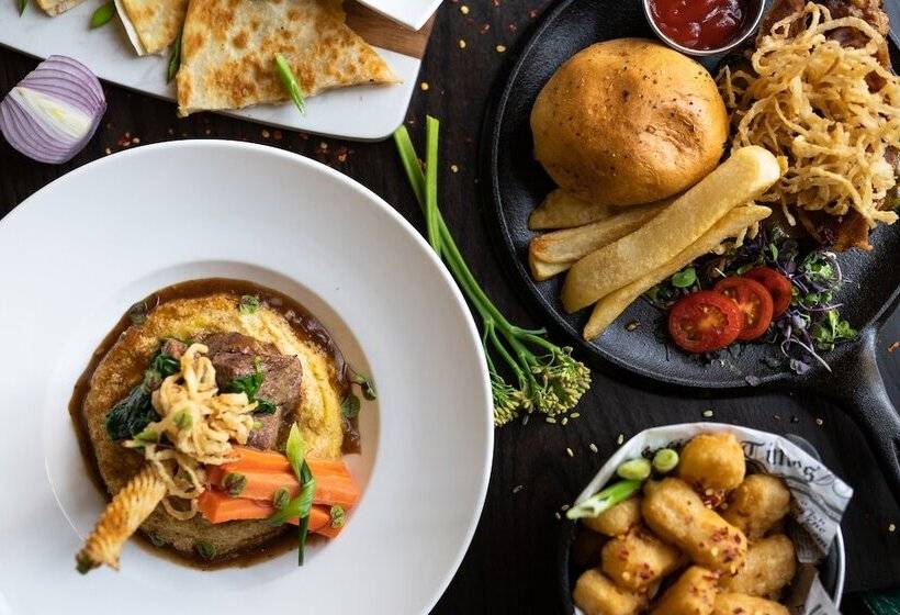 호텔 Doubletree Suites By Hilton Charlotte Southpark