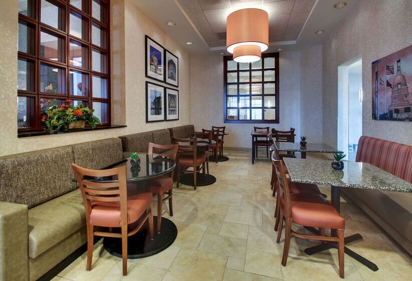 호텔 Drury Inn & Suites Findlay