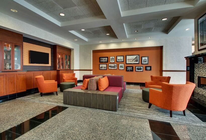 호텔 Drury Inn & Suites Findlay