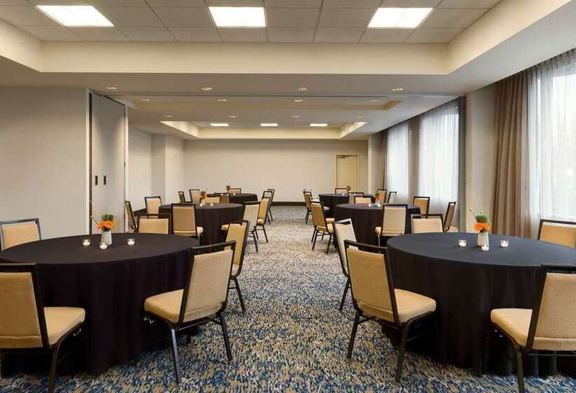 בית מלון כפרי Embassy Suites By Hilton Boston Waltham