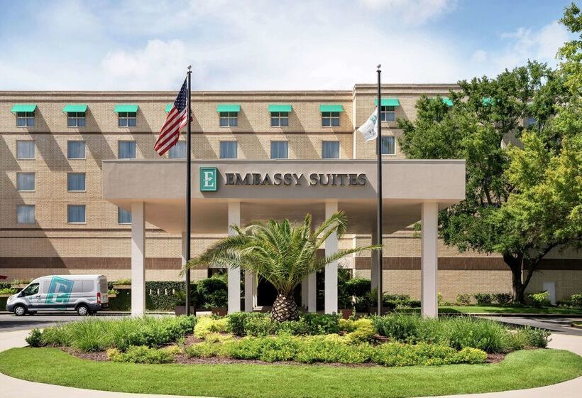 هتل Embassy Suites By Hilton Brunswick