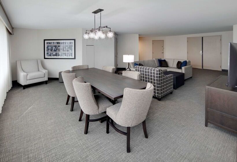 בית מלון כפרי Embassy Suites By Hilton Detroit Troy Auburn Hills