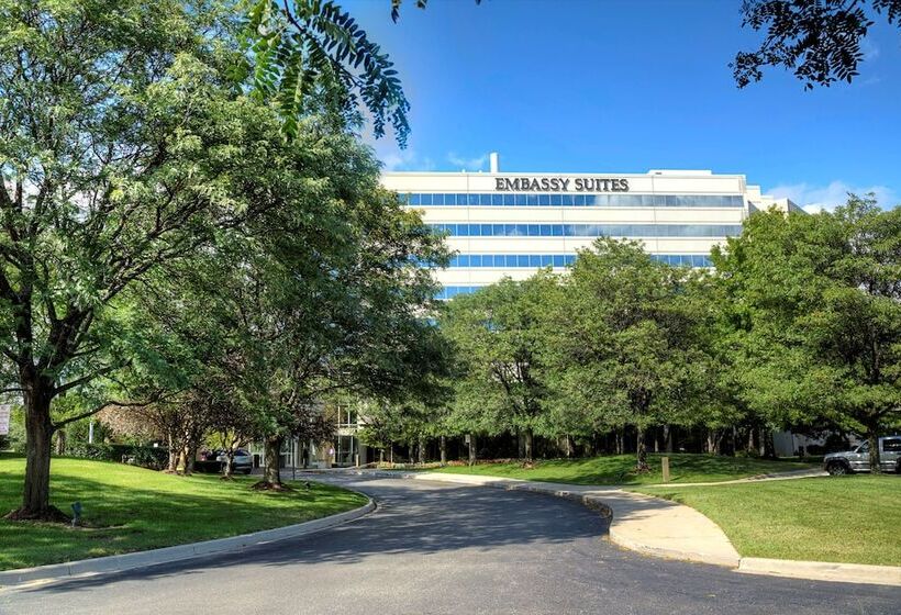 בית מלון כפרי Embassy Suites By Hilton Detroit Troy Auburn Hills