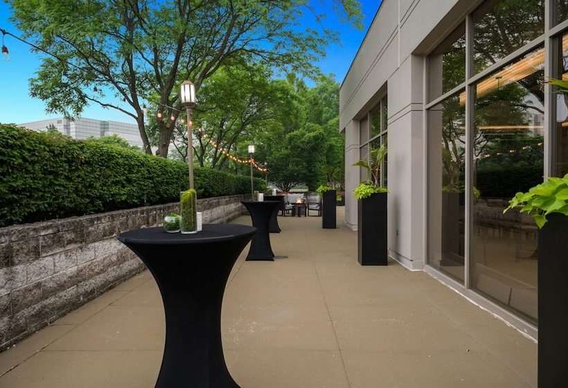 בית מלון כפרי Embassy Suites By Hilton Detroit Troy Auburn Hills