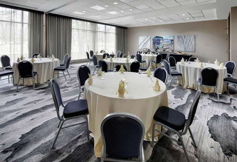 בית מלון כפרי Embassy Suites By Hilton Detroit Troy Auburn Hills