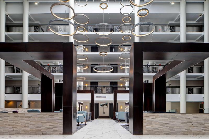 هتل Embassy Suites Syracuse