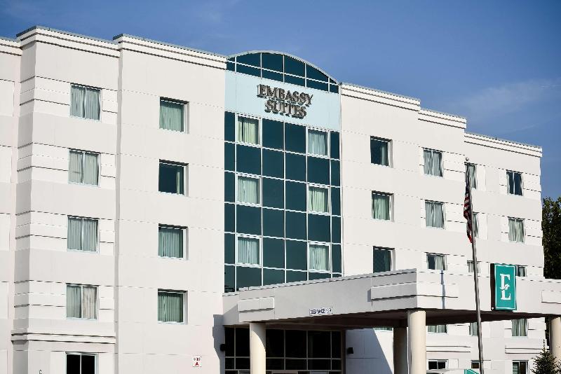 هتل Embassy Suites Syracuse