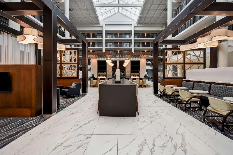 هتل Embassy Suites Syracuse