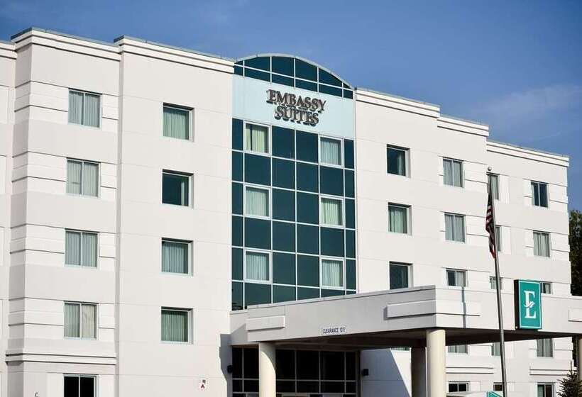هتل Embassy Suites Syracuse