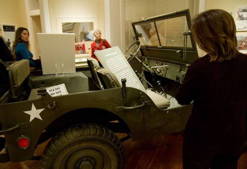 هتل Four Points By Sheraton Little Rock Midtown