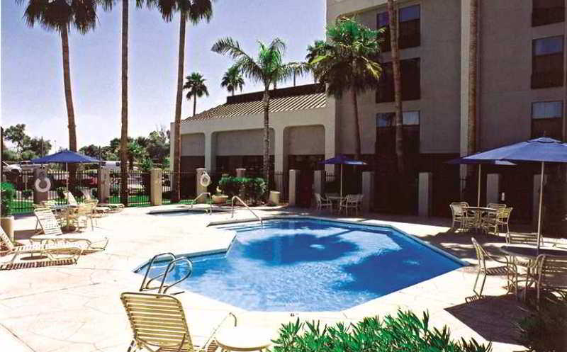 هتل Greentree Inn & Suites Phoenix Sky Harbor