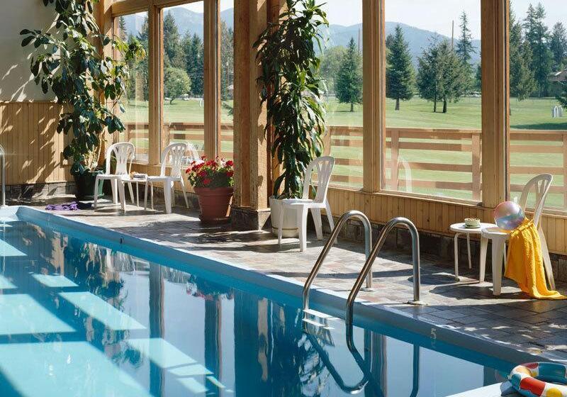 فندق Grouse Mountain Lodge