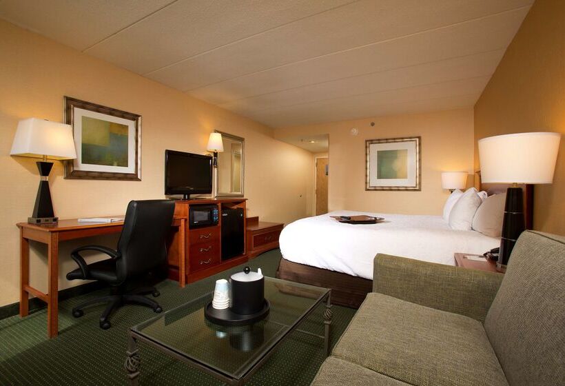 هتل Hampton Inn Alexandria/pentagon South