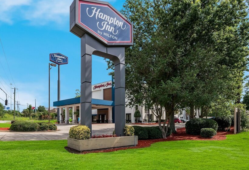 هتل Hampton Inn Columbia I26 Airport