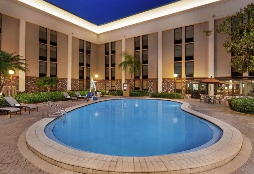 هتل Hampton Inn Ft. Lauderdalecypress Creek