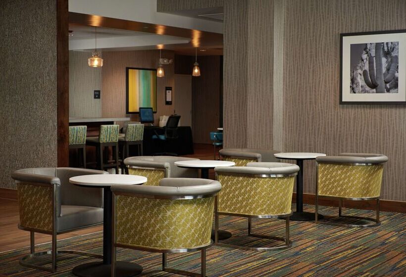 هتل Hampton Inn Lake Havasu City