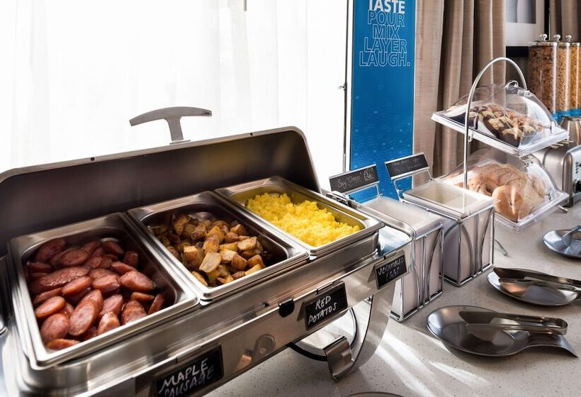 בית מלון כפרי Hampton Inn Los Angeleswest Covina