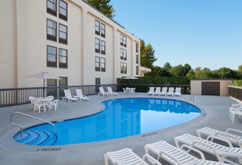 هتل Hampton Inn Philadelphia Mt. Laurel