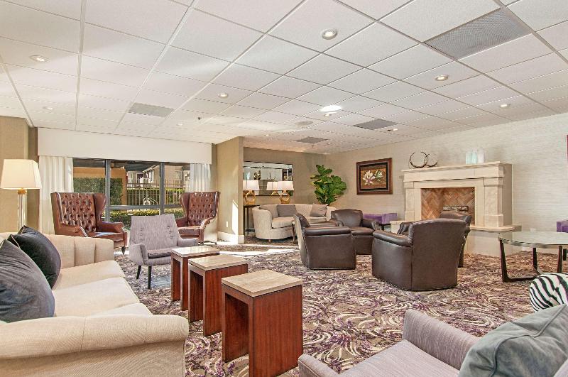 هتل Hampton Inn San Diegokearny Mesa