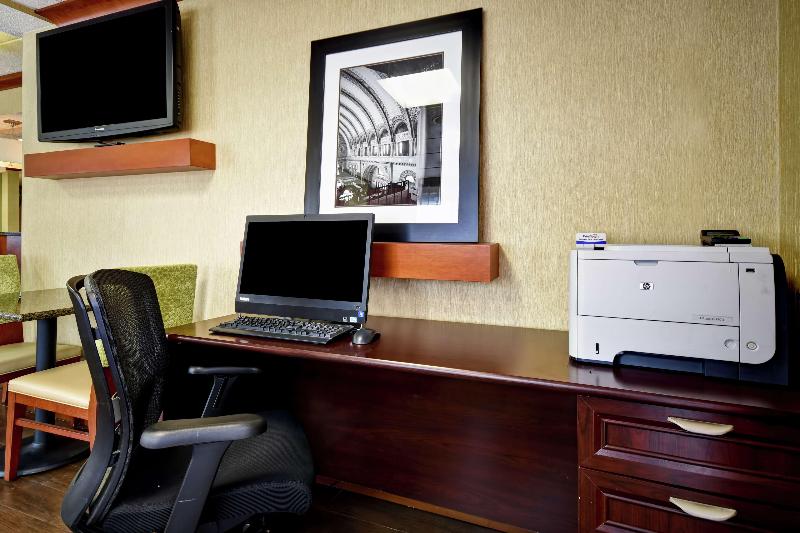 هتل Hampton Inn St. Louis/westport
