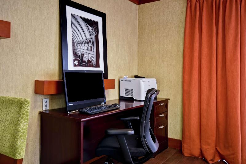 هتل Hampton Inn St. Louis/westport