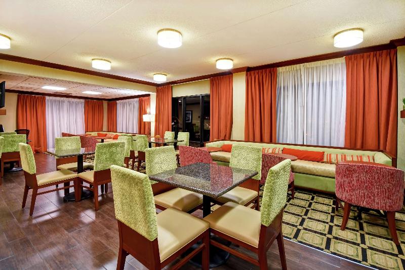 هتل Hampton Inn St. Louis/westport