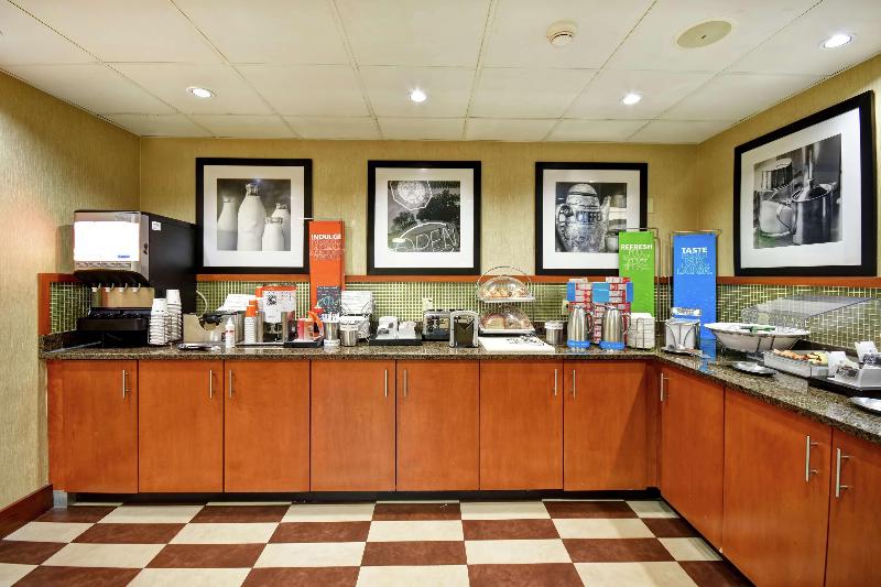 هتل Hampton Inn St. Louis/westport