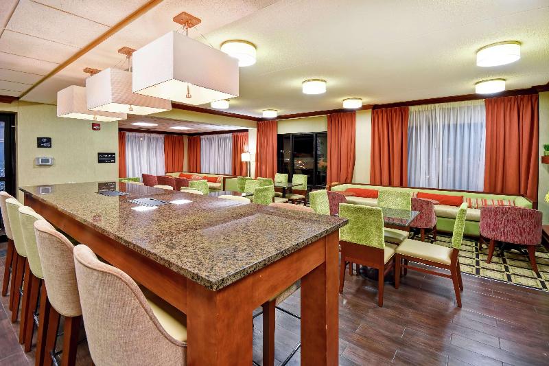 هتل Hampton Inn St. Louis/westport