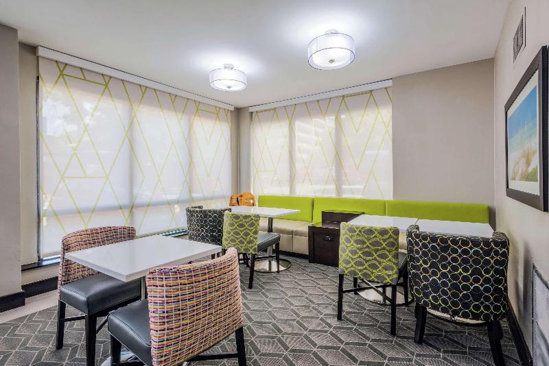 فندق Hampton Inn Tampainternational Airport/westshore